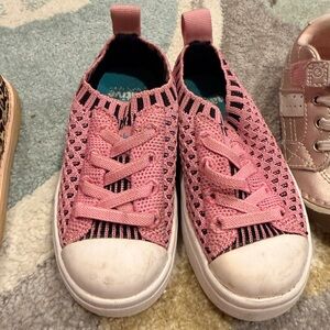 Native Pink and Black Kids Slip-On Sneakers